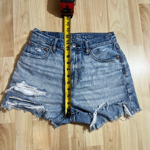 American Eagle Womens Light Wash Highest Rise 90s Boyfriend Short Size 2 - Picture 4 of 7